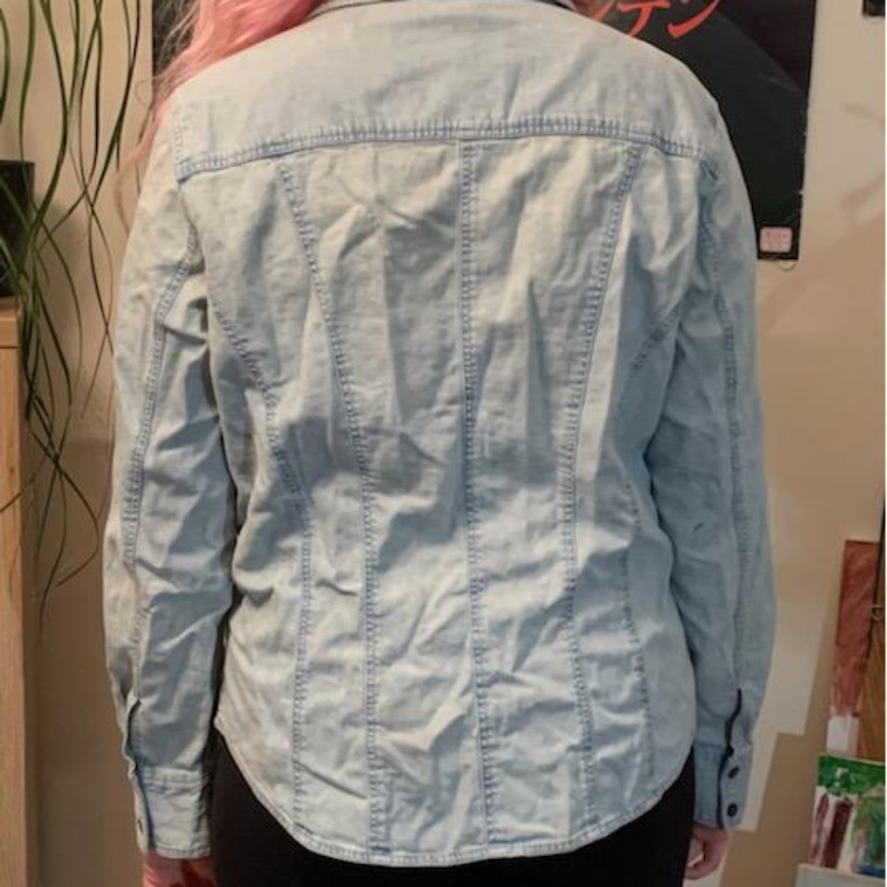 Light denim Chambray shirt